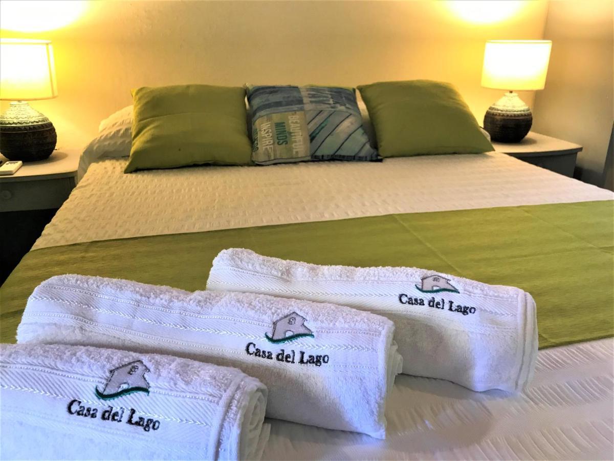 Casa Del Lago Lodging House Puerto Ayora  Extérieur photo